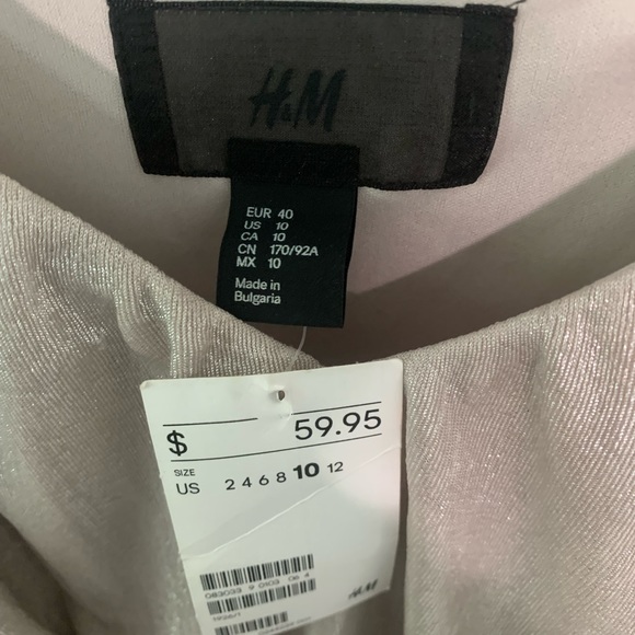 🎁HOLIDAY STYLE🎄NWT🎊2010s H&M Gold Maxi Dress with slit - Picture 5 of 7